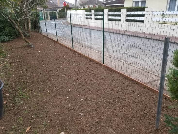 Pose de Clôture Rigide dans les Yvelines